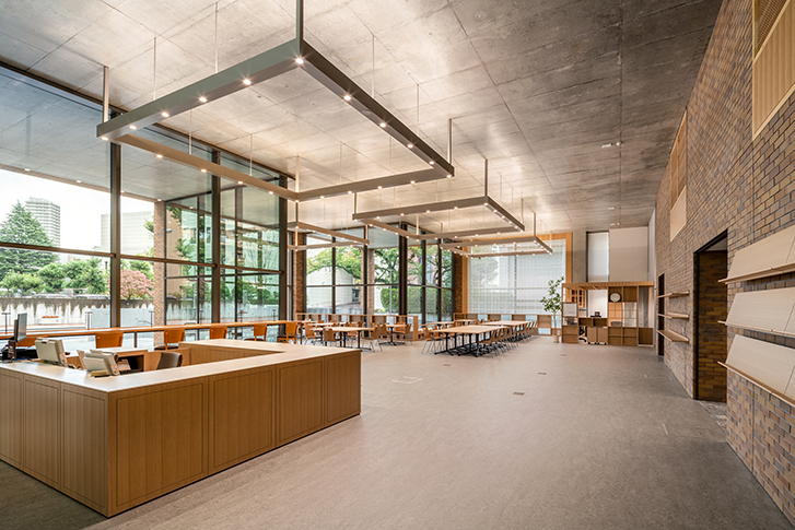 KOMAZAWA UNIVERSITY LIBRARY