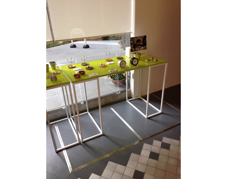 GRID TABLE -LEMNOS TOKYO SHOWROOM-